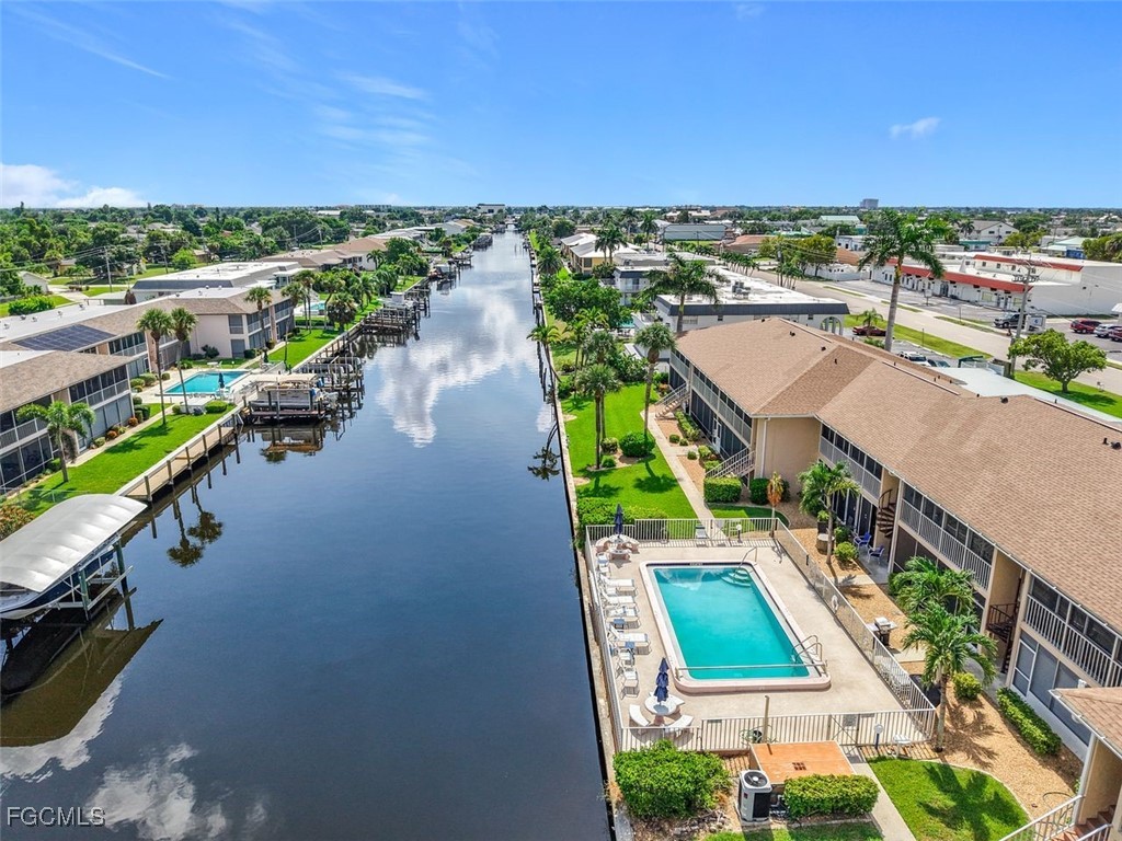 809 SE 46th Lane #109 Cape Coral FL 33904 2025003912 image1