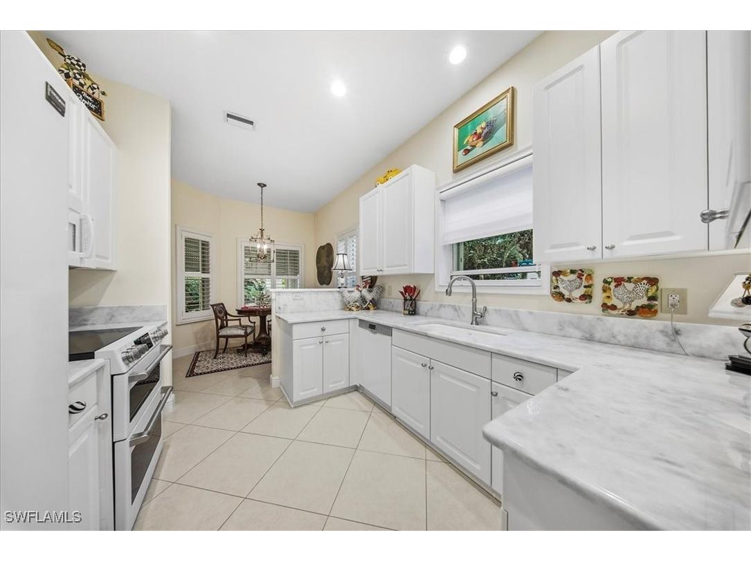 809 Vistana Circle #27 Naples FL 34119 226002319 image11