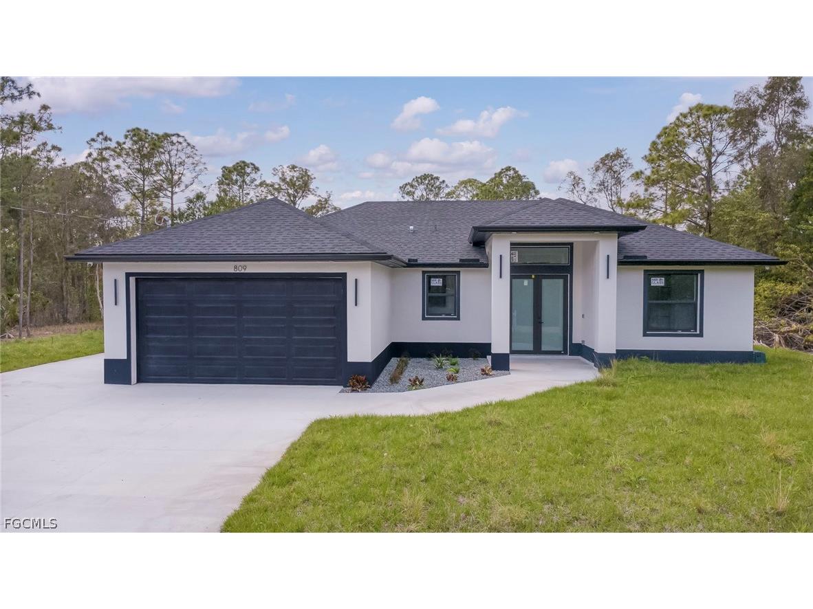 809 Williams Avenue Lehigh Acres FL 33972 2026012630 image1