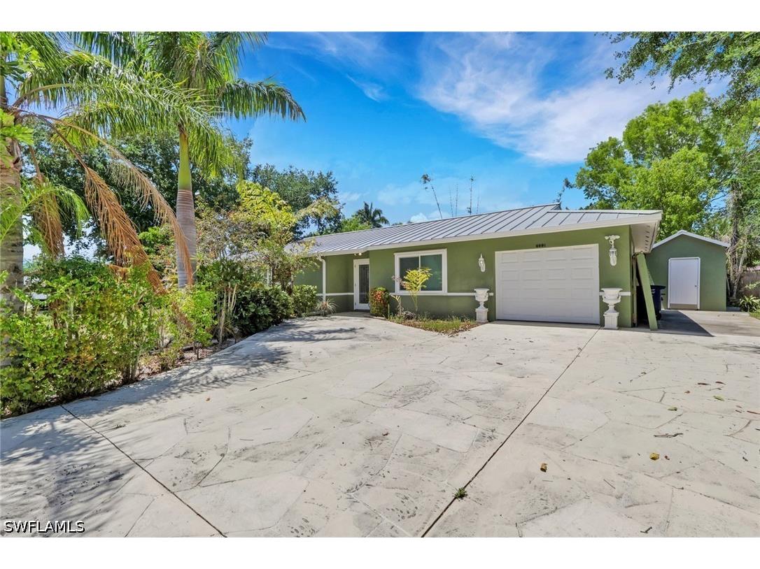 8091 San Carlos Boulevard Fort Myers FL 33967 226017402 image1
