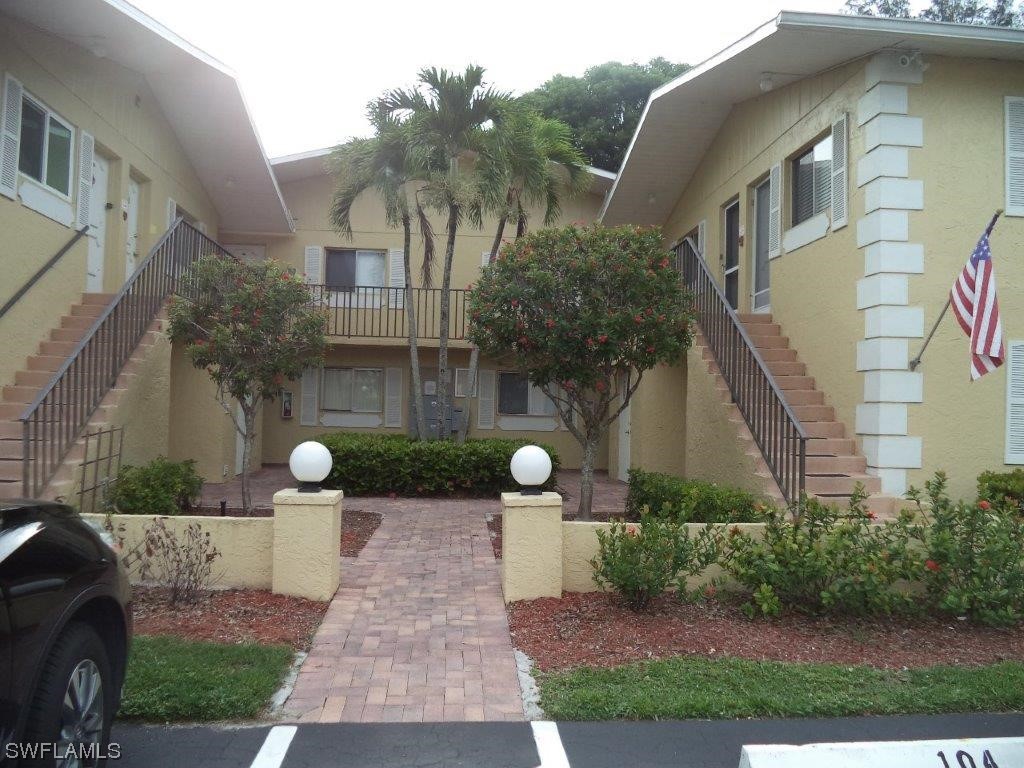 8093 Country Road #201 Fort Myers FL 33919 223091754 image1