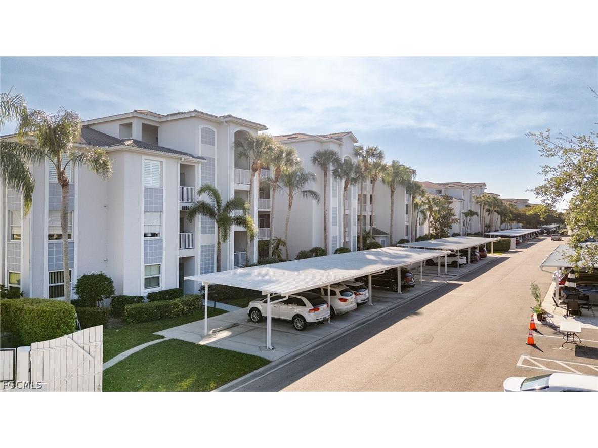 8096 Queen Palm Lane #217 Fort Myers FL 33966 2026011035 image1