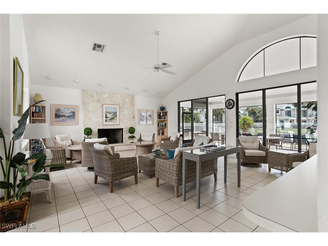 81 Emerald Woods Drive #M8 Naples FL 34108 225061585 image16