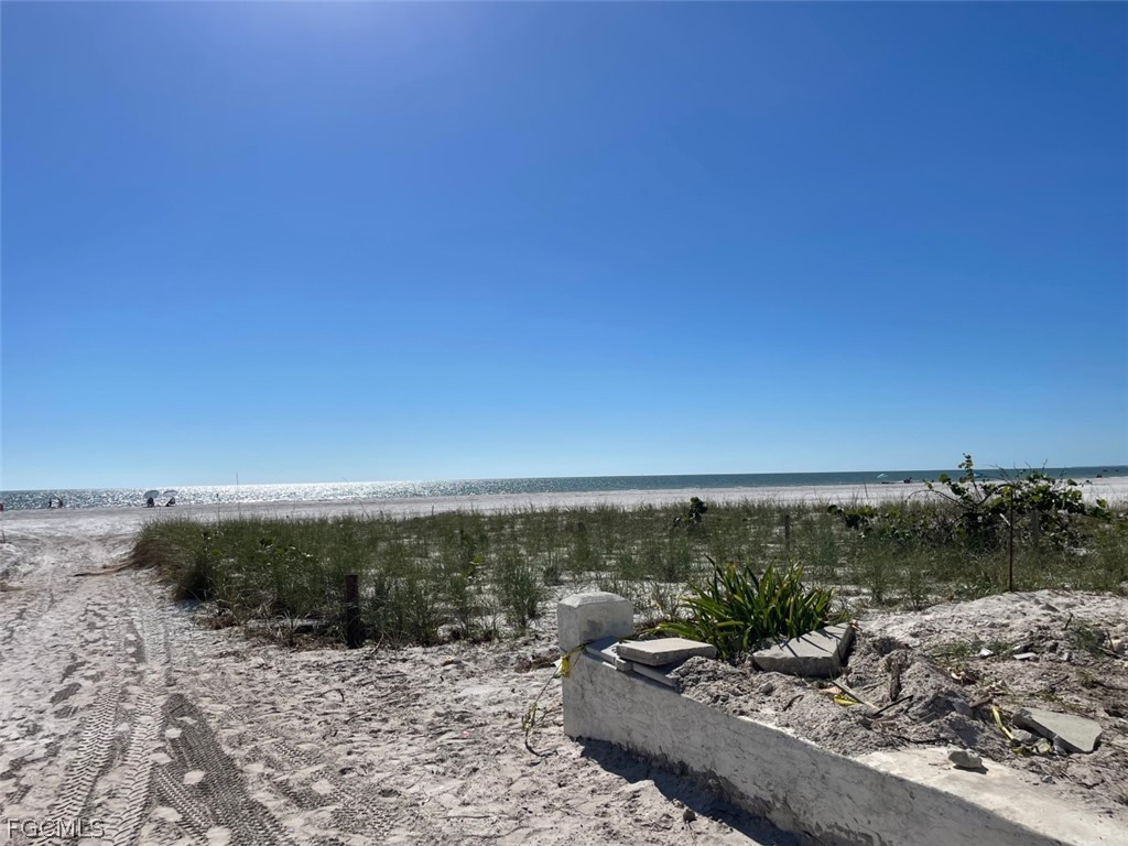 81 Mango Street Fort Myers Beach FL 33931 2026010918 image15
