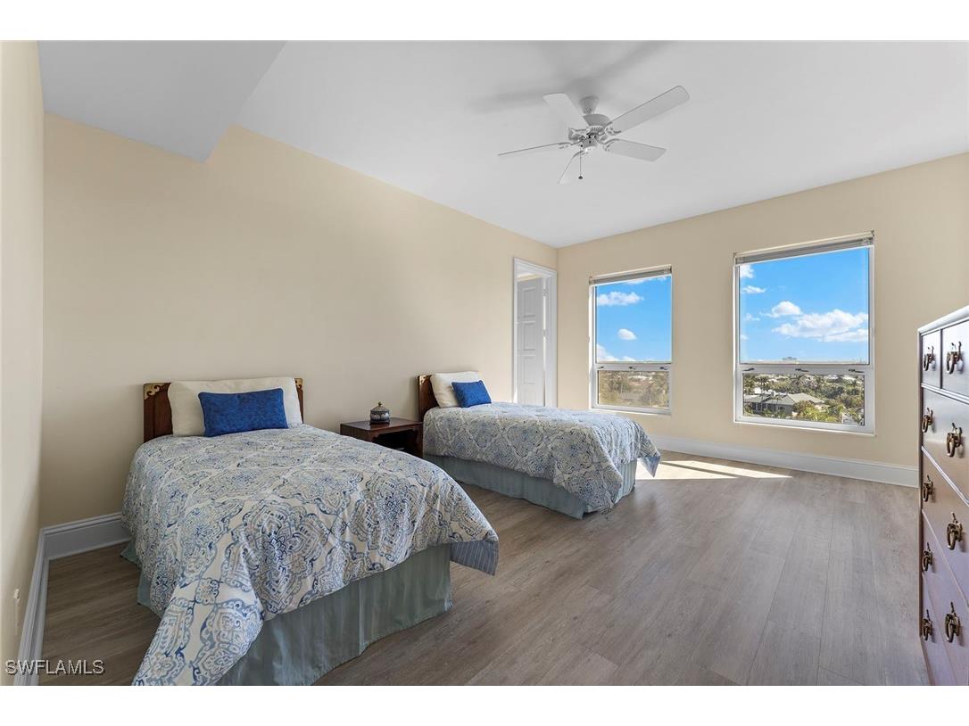 81 Seagate Drive #801 Naples FL 34103 225073171 image33