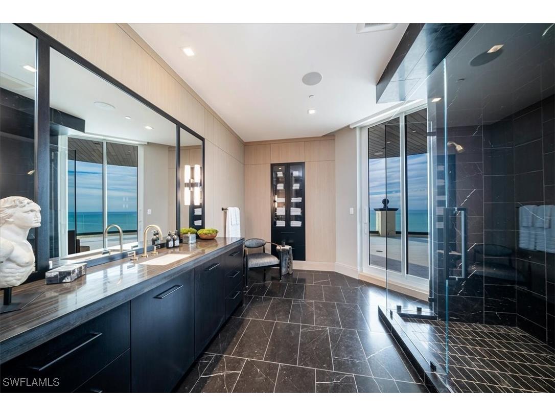 81 Seagate Drive #PH20 Naples FL 34103 225076542 image19