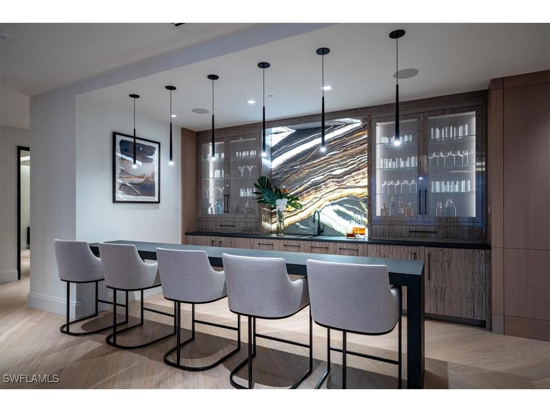 81 Seagate Drive #PH20 Naples FL 34103 225076542 image30