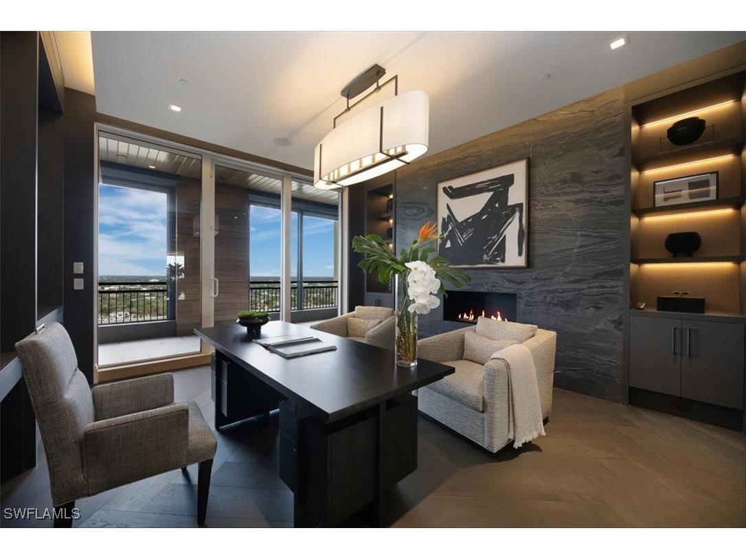 81 Seagate Drive #PH20 Naples FL 34103 225076542 image31