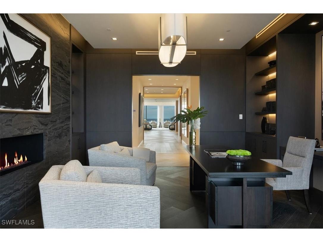 81 Seagate Drive #PH20 Naples FL 34103 225076542 image33