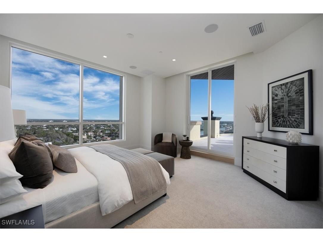 81 Seagate Drive #PH20 Naples FL 34103 225076542 image42