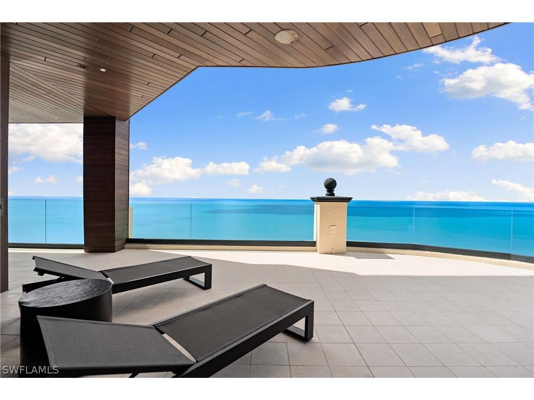 81 Seagate Drive #PH20 Naples FL 34103 226010075 image13