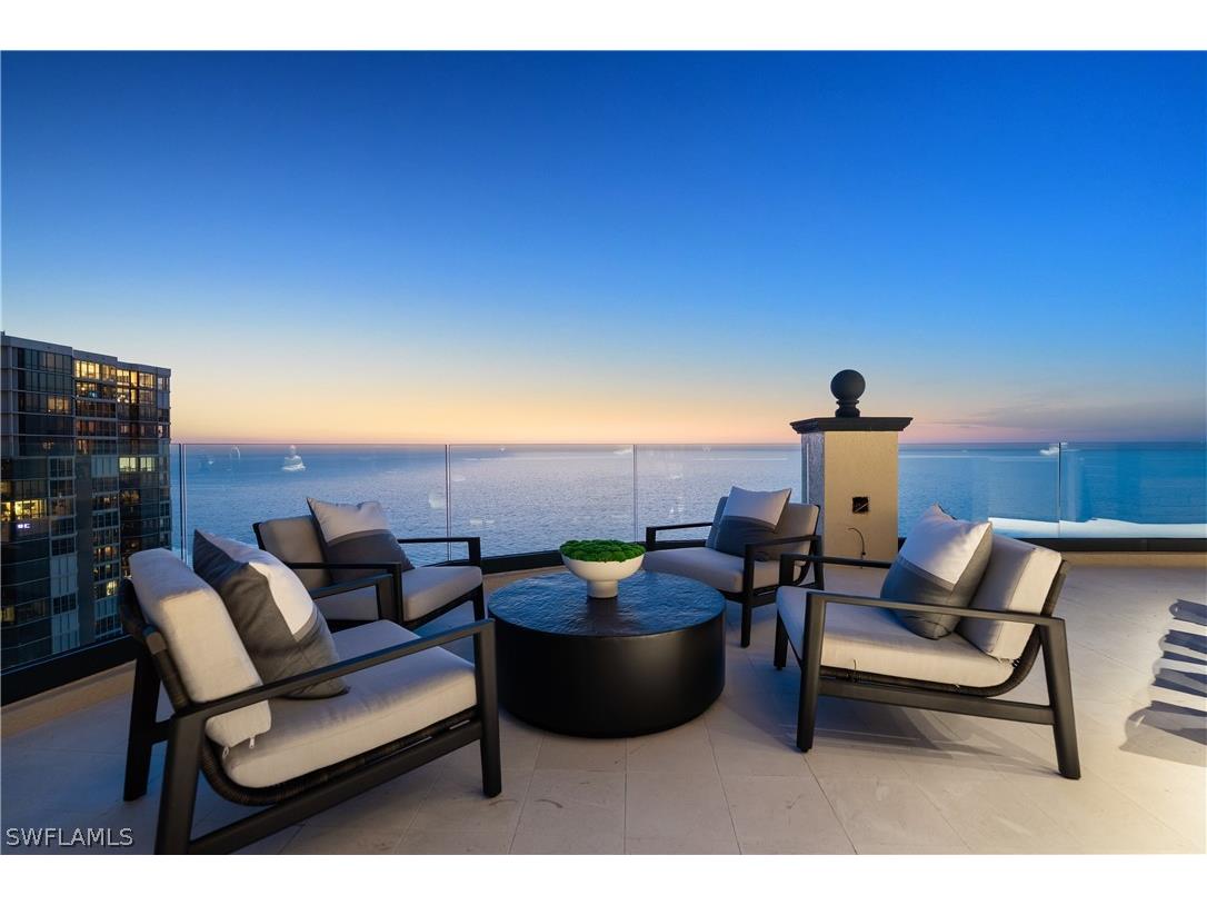 81 Seagate Drive #PH20 Naples FL 34103 226010075 image17