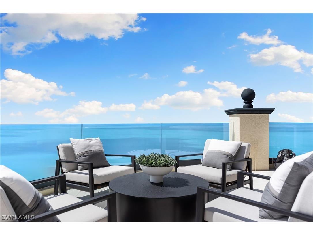 81 Seagate Drive #PH20 Naples FL 34103 226010075 image32