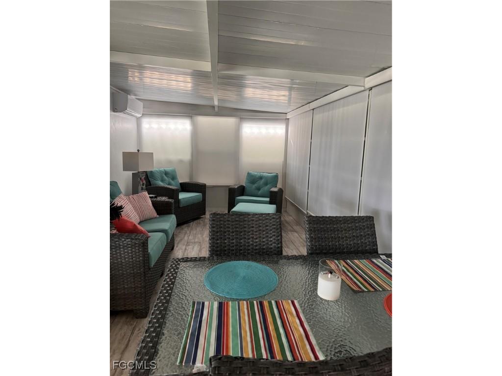 81 Sun Circle Fort Myers FL 33905 2025015860 image15