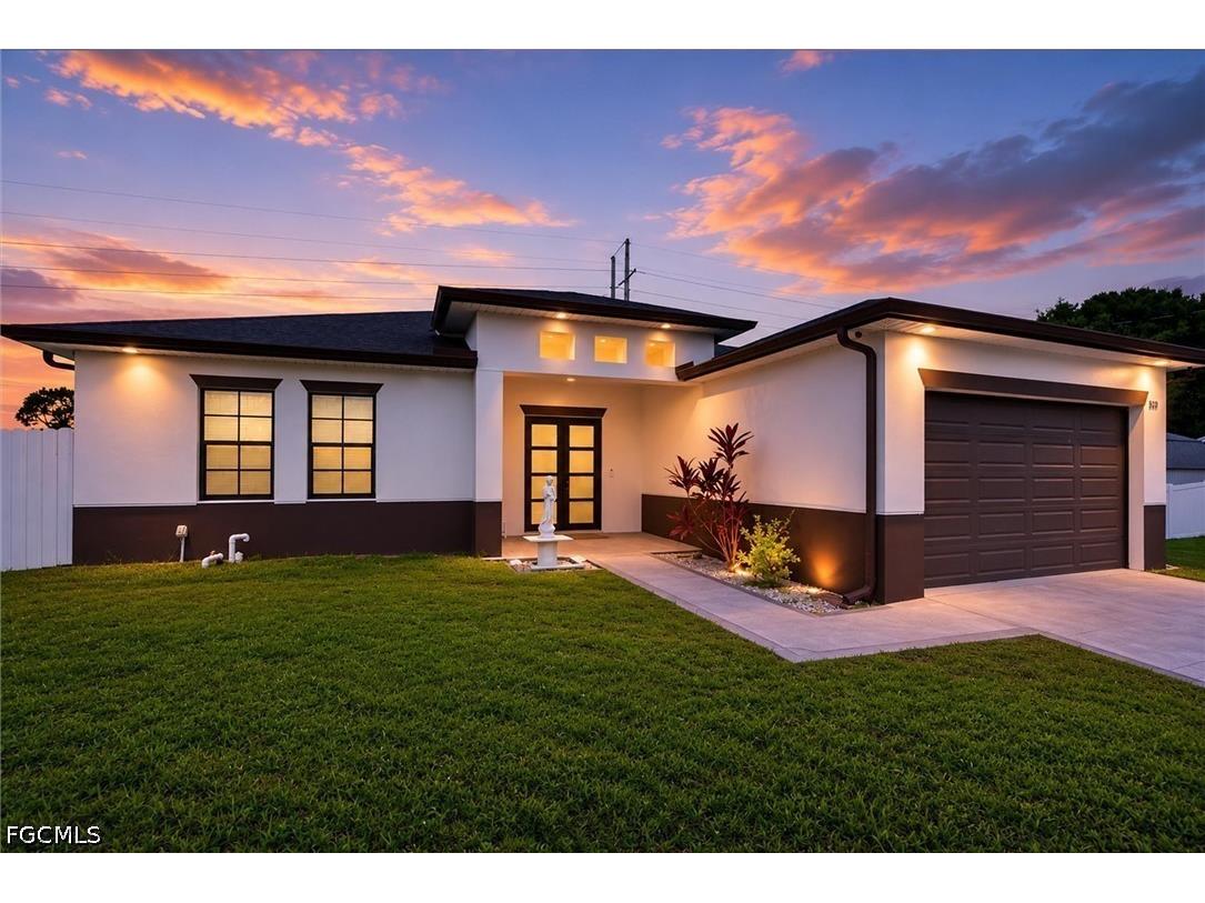 810 Floyd Avenue S Lehigh Acres FL 33976 2026015030 image1