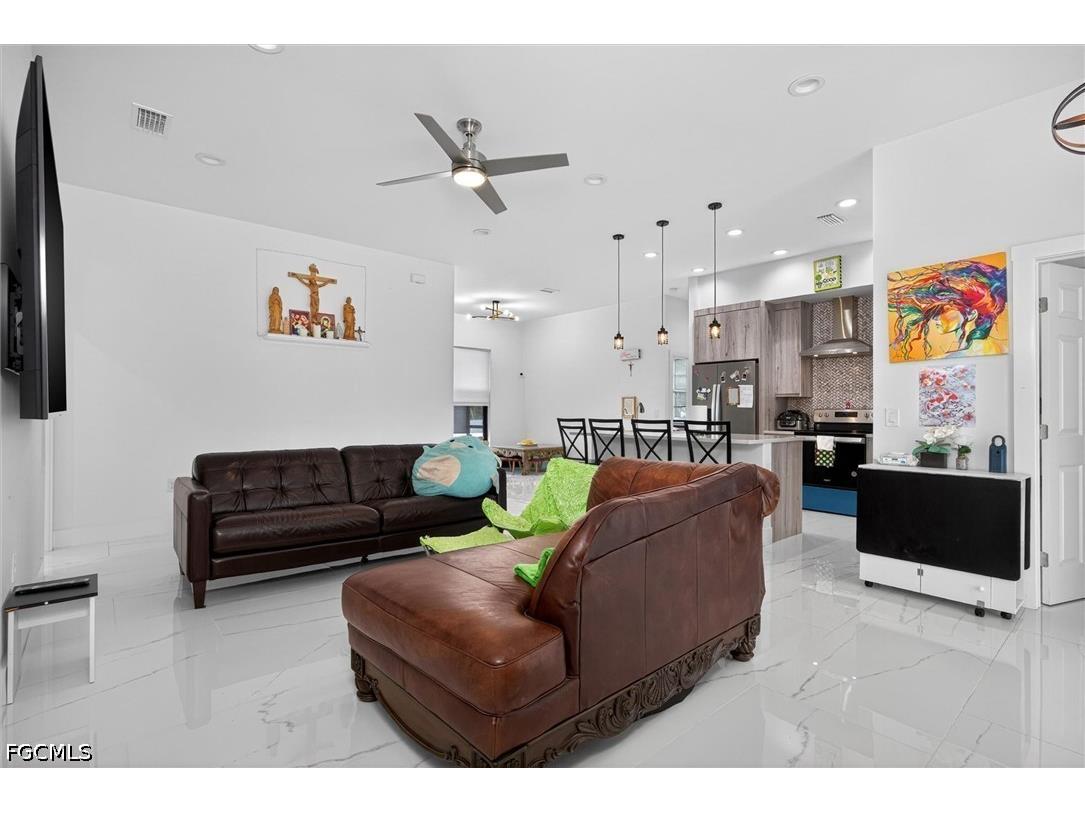 810 Floyd Avenue S Lehigh Acres FL 33976 2026015030 image11