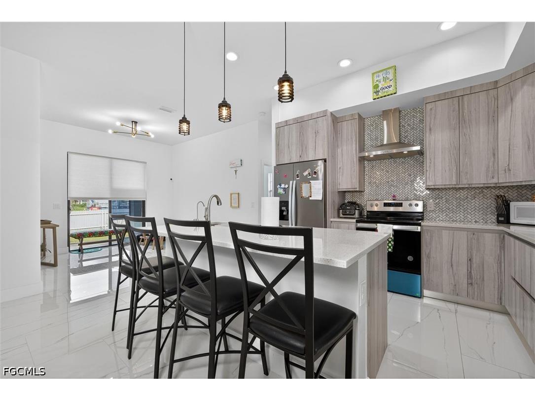 810 Floyd Avenue S Lehigh Acres FL 33976 2026015030 image9