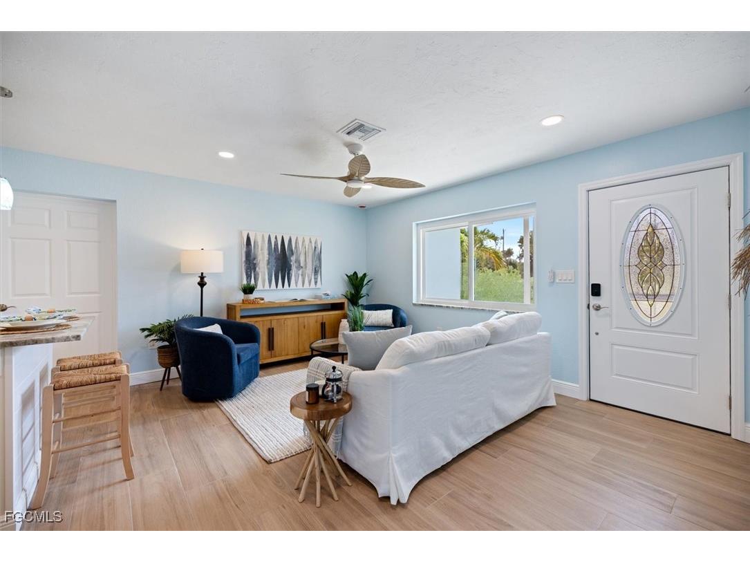 810 Harvard Street Englewood FL 34223 2025019119 image11