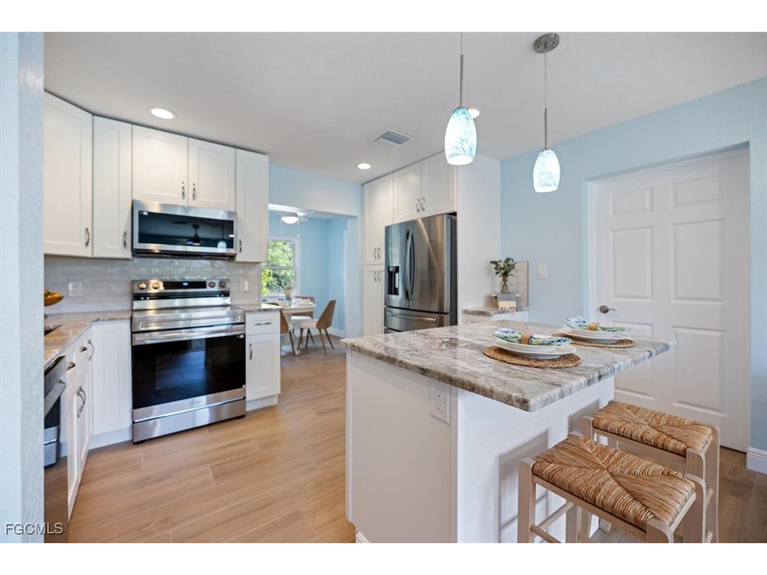 810 Harvard Street Englewood FL 34223 2025019119 image4