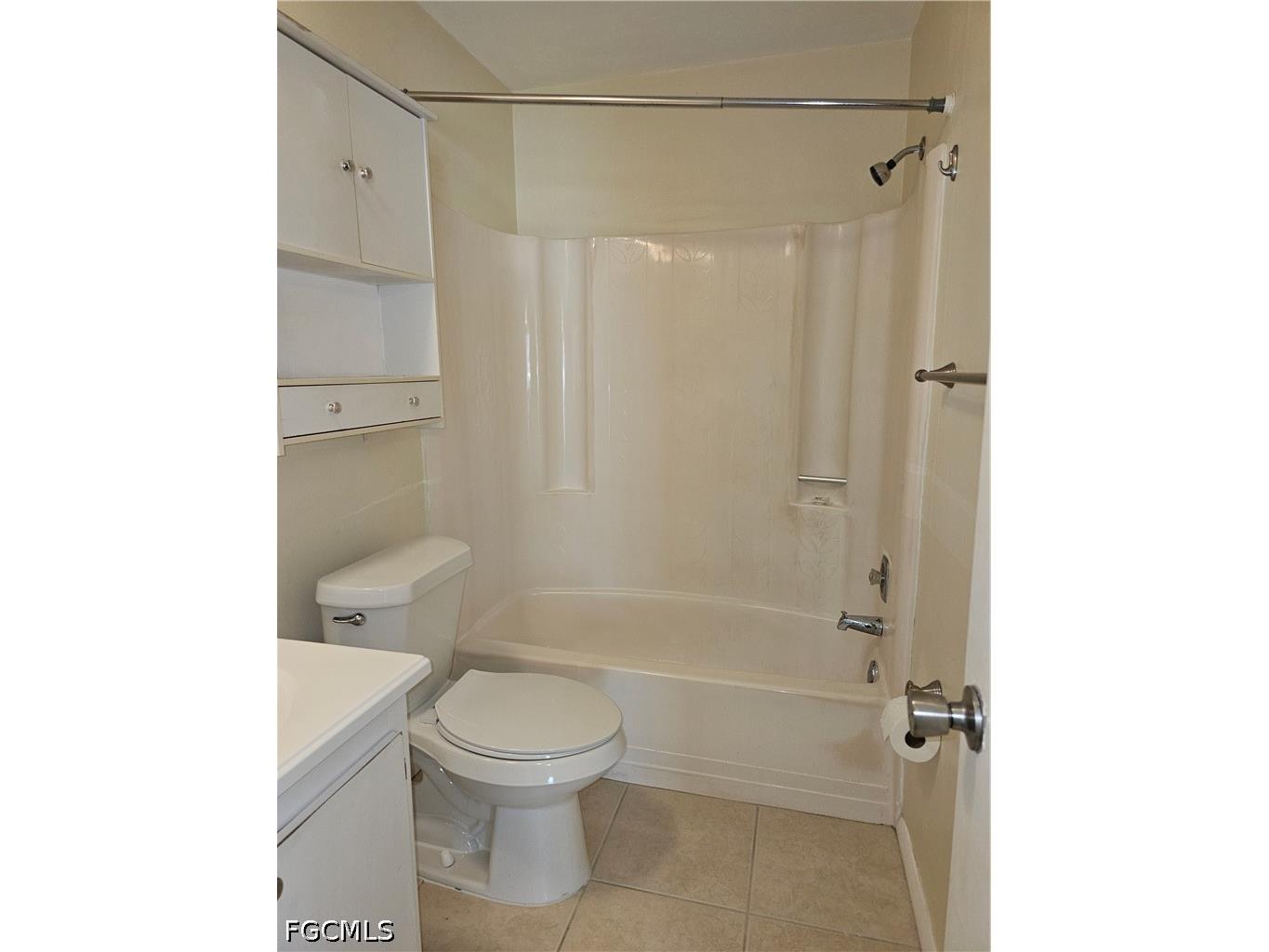 8101 Country Road #201 Fort Myers FL 33919 2026025165 image24