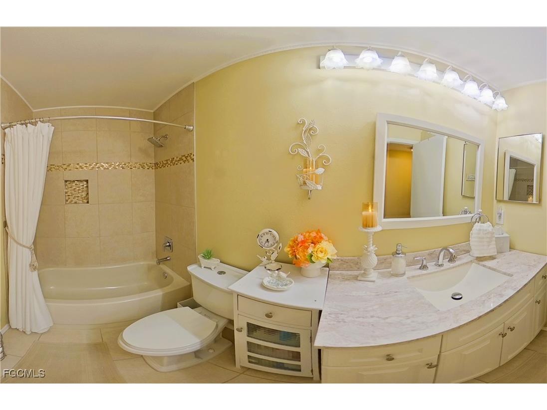 8101 S Woods Circle #6 Fort Myers FL 33919 2025019589 image16