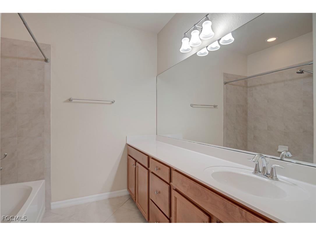 8103 Summerfield Street Fort Myers FL 33919 2026008379 image24