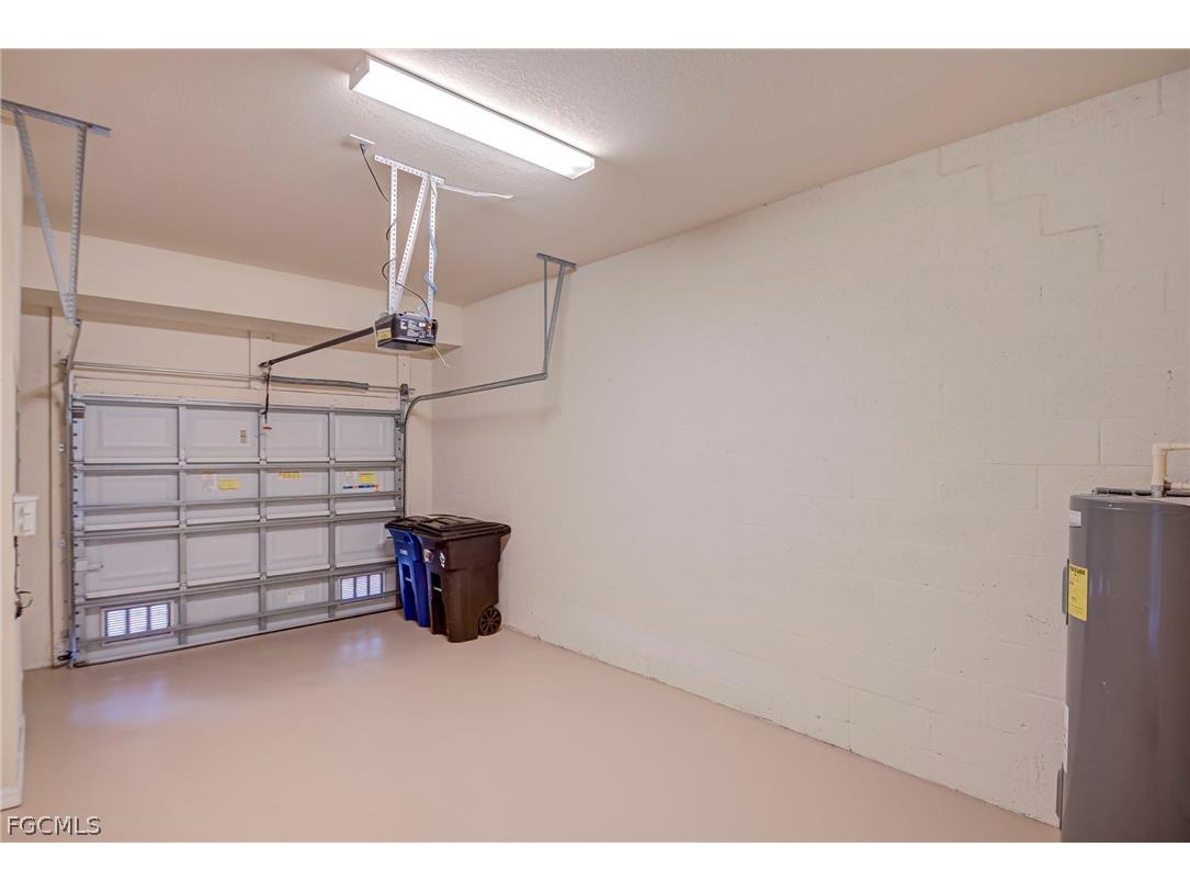 8103 Summerfield Street Fort Myers FL 33919 2026008379 image29