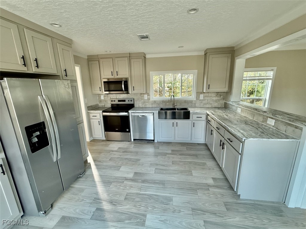 8104 Marx Drive North Fort Myers FL 33917 2026002631 image10