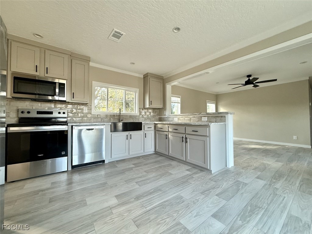 8104 Marx Drive North Fort Myers FL 33917 2026002631 image13