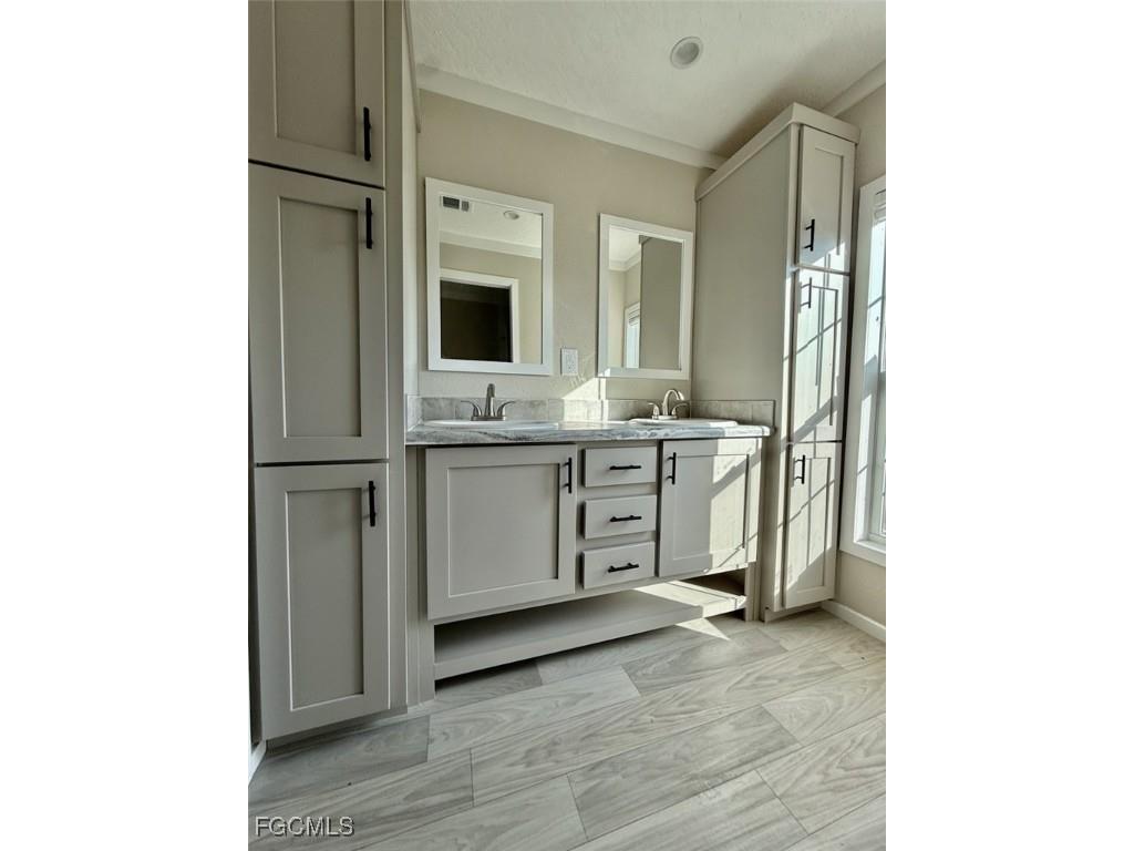 8104 Marx Drive North Fort Myers FL 33917 2026002631 image20