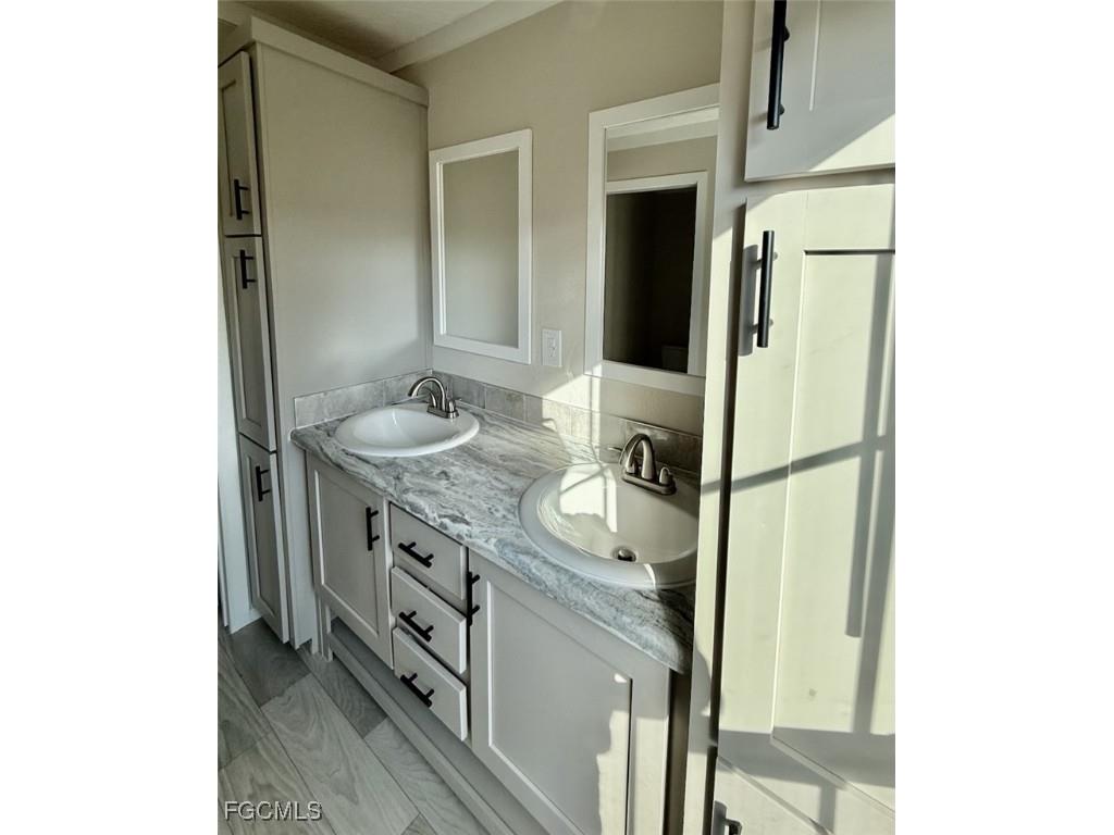 8104 Marx Drive North Fort Myers FL 33917 2026002631 image21