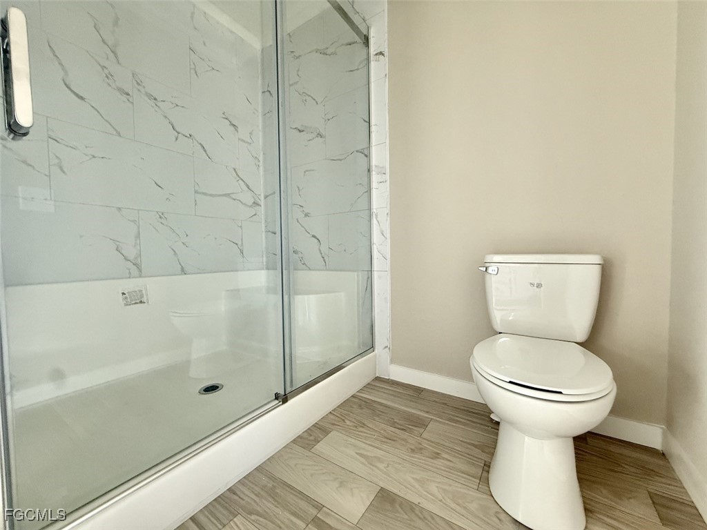 8104 Marx Drive North Fort Myers FL 33917 2026002631 image25