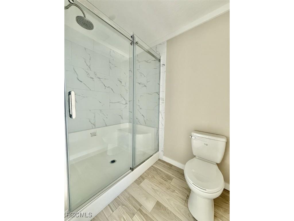 8104 Marx Drive North Fort Myers FL 33917 2026002631 image26