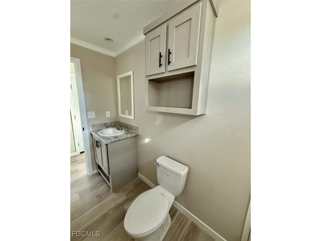 8104 Marx Drive North Fort Myers FL 33917 2026002631 image33