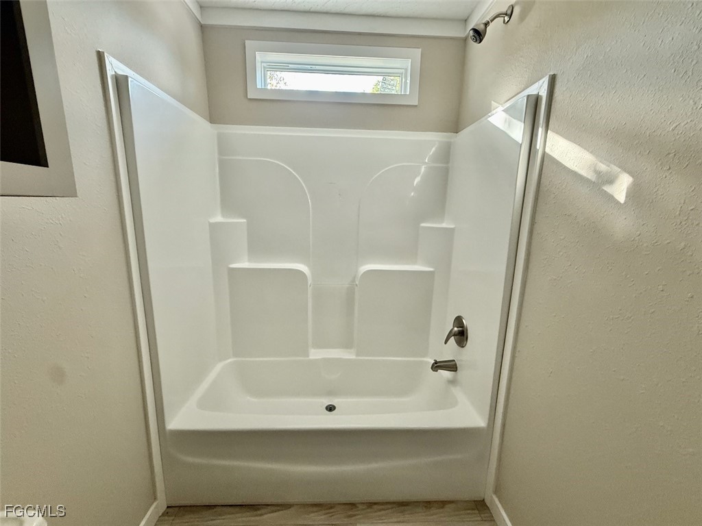 8104 Marx Drive North Fort Myers FL 33917 2026002631 image36