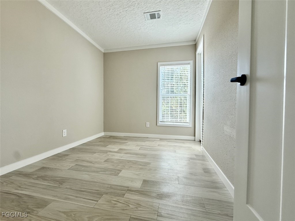 8104 Marx Drive North Fort Myers FL 33917 2026002631 image39