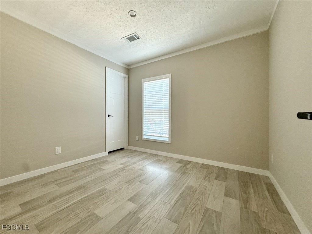 8104 Marx Drive North Fort Myers FL 33917 2026002631 image40