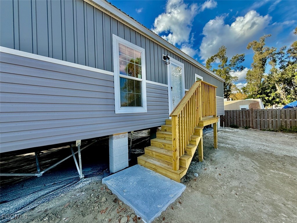 8104 Marx Drive North Fort Myers FL 33917 2026002631 image48