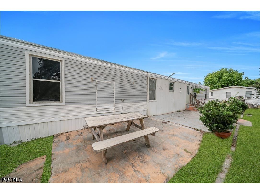 8106 Penny Drive North Fort Myers FL 33917 2026021652 image1