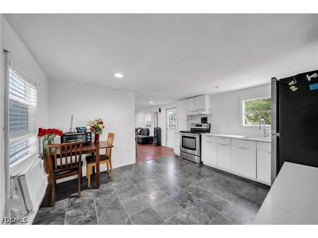 8106 Penny Drive North Fort Myers FL 33917 2026021652 image11