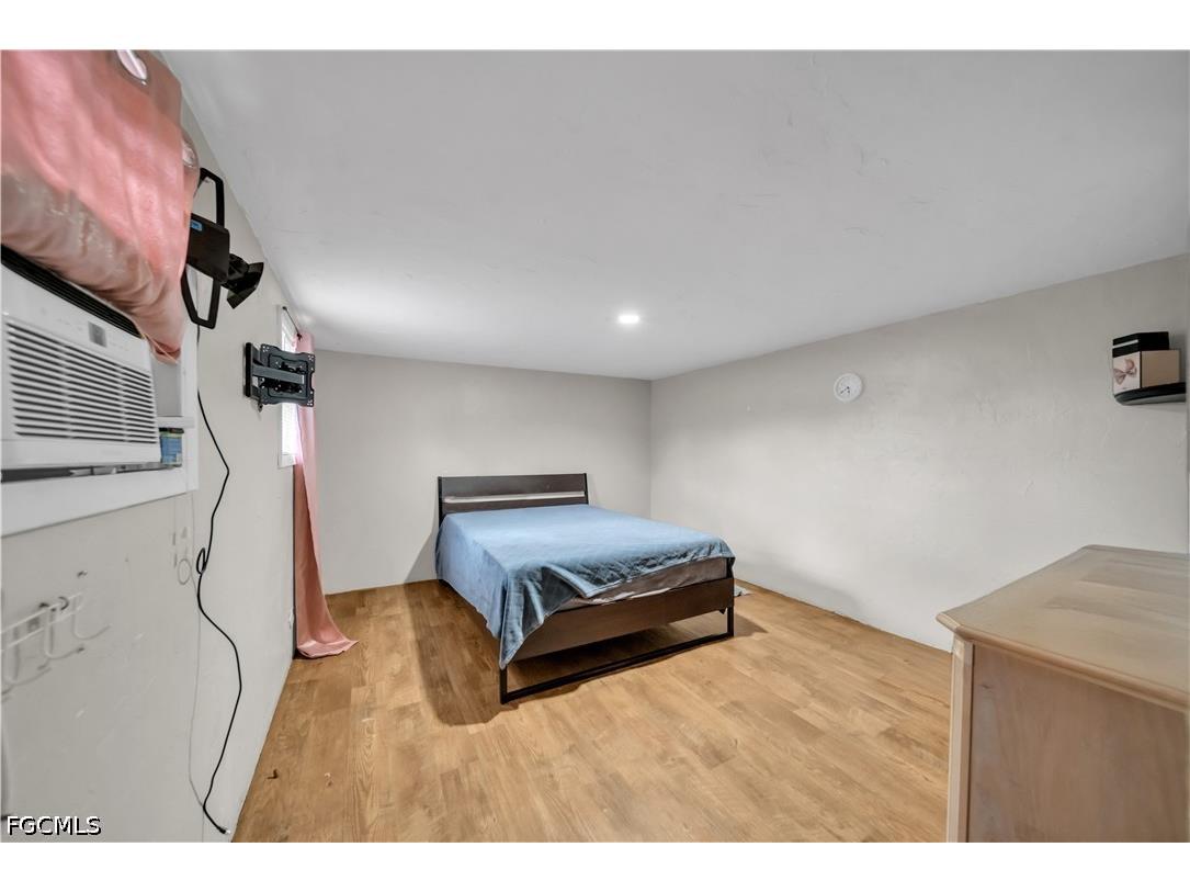 8106 Penny Drive North Fort Myers FL 33917 2026021652 image18