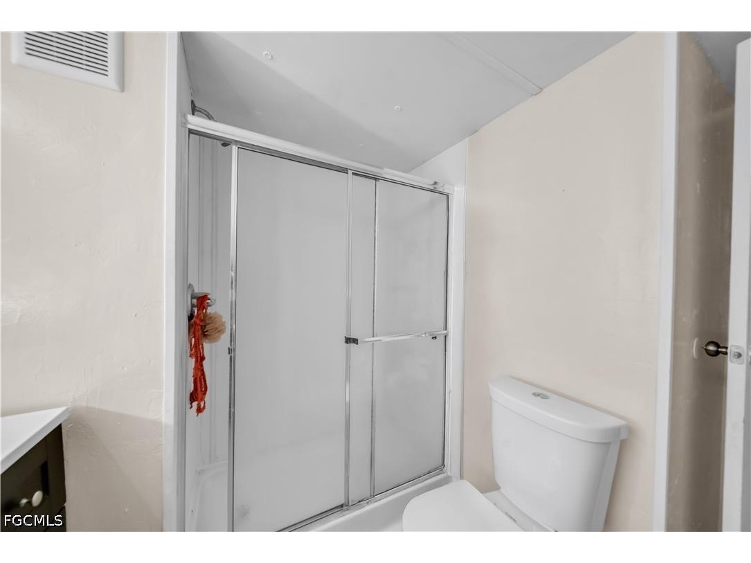 8106 Penny Drive North Fort Myers FL 33917 2026021652 image25