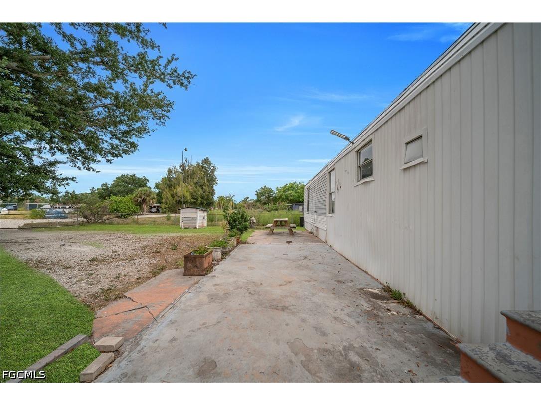 8106 Penny Drive North Fort Myers FL 33917 2026021652 image28