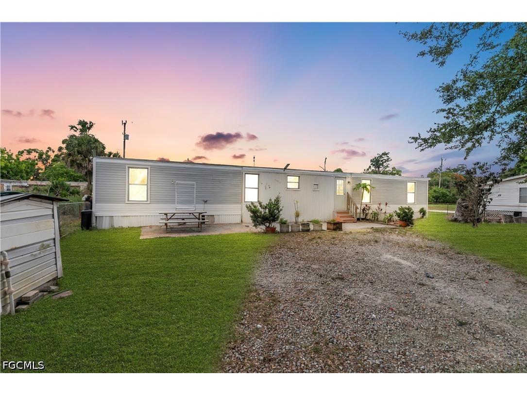 8106 Penny Drive North Fort Myers FL 33917 2026021652 image5