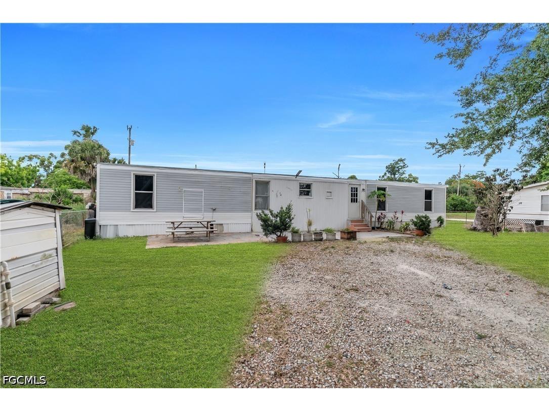 8106 Penny Drive North Fort Myers FL 33917 2026021652 image7