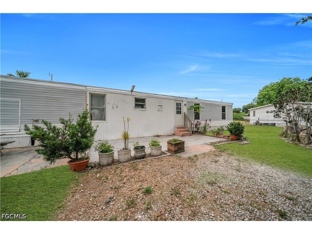 8106 Penny Drive North Fort Myers FL 33917 2026021652 image8
