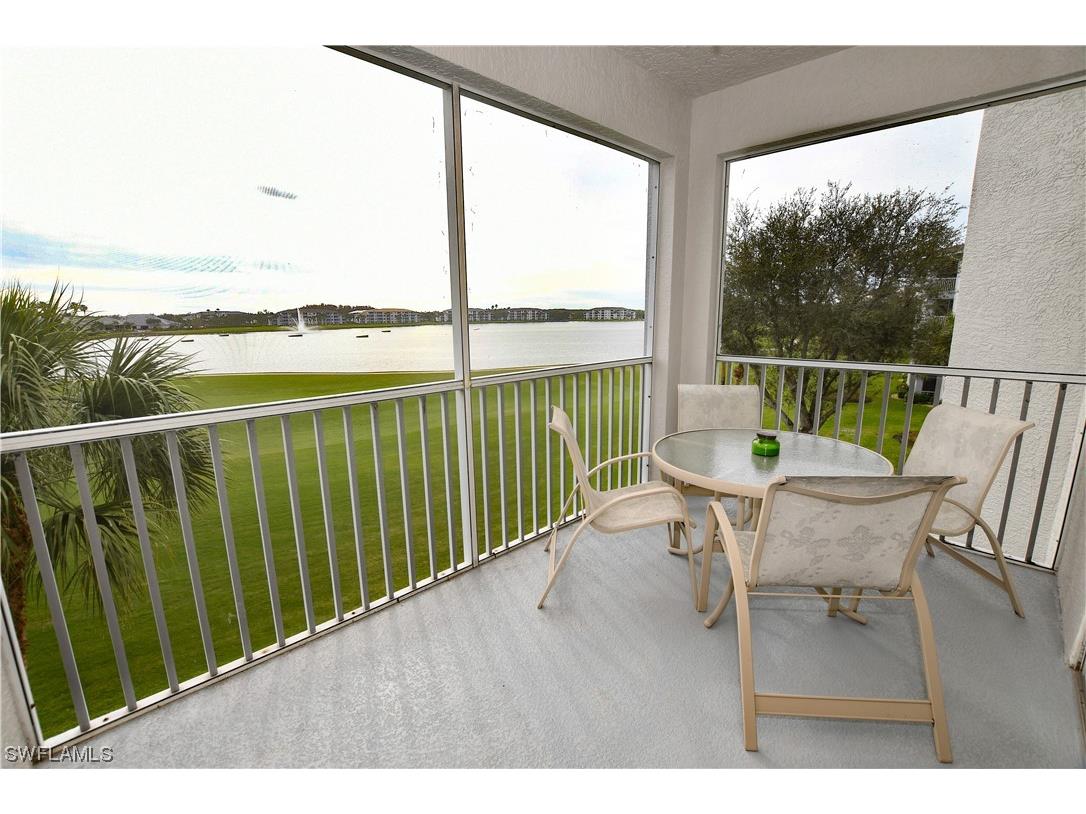 8106 Queen Palm Lane #136 Fort Myers FL 33966 224001336 image1