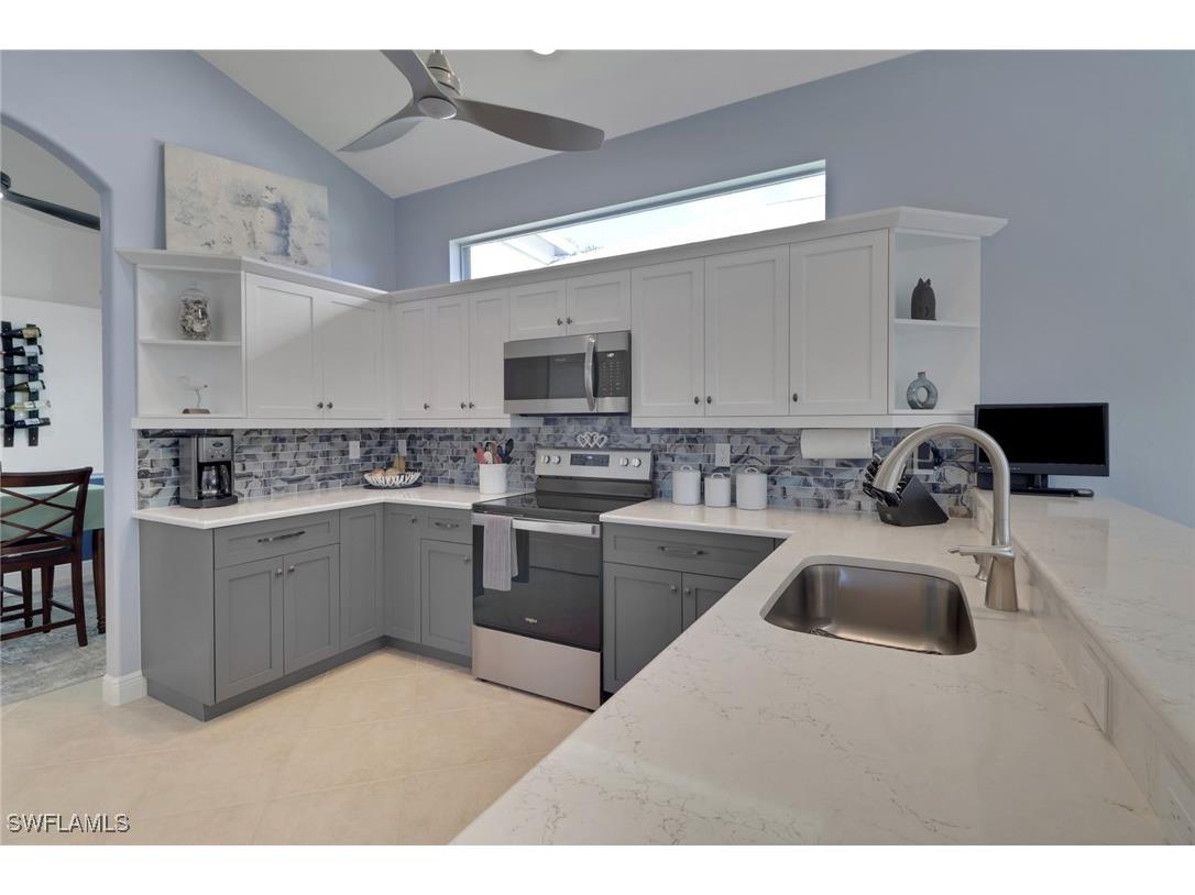 8106 Tauren Court Naples FL 34119 225072390 image4