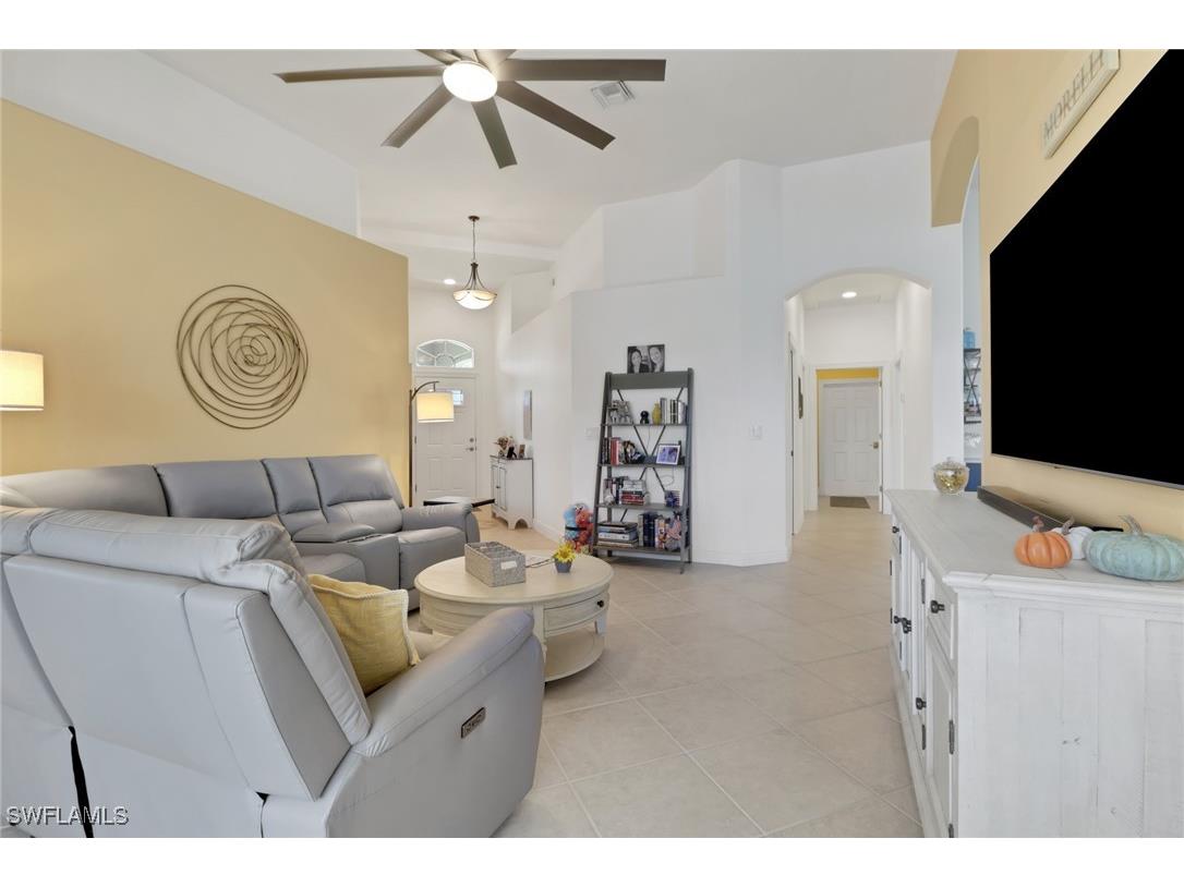 8106 Tauren Court Naples FL 34119 225072390 image8