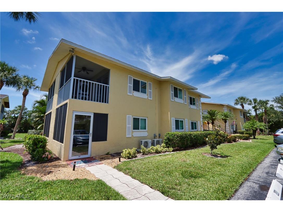 8109 Country Road #201 Fort Myers FL 33919 223048047 image1